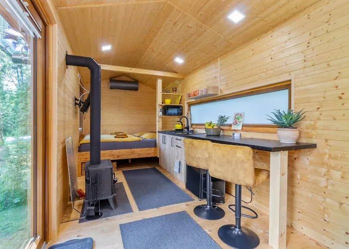 Glamping - Maringotka U Tobika